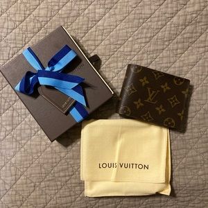 Louis Vuitton Multiple Wallet